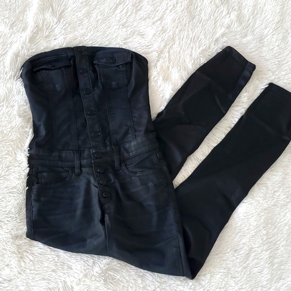 COATED DENIM SIZE 0 GUESS STRAPLESS SEXY JUMPSUIT